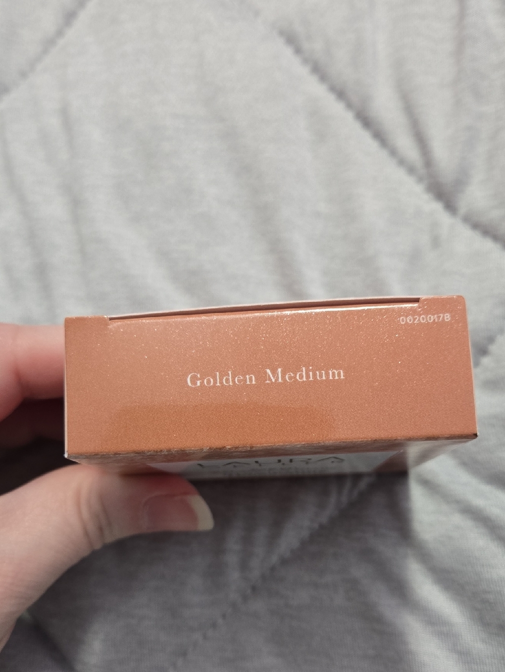 Laura Geller Baked Illuminating Foundation - NEW - Picture 4 of 5
